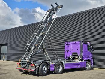Mercedes-Benz AROCS 3345 / NCH 25T CONTAINER-SYSTEM / CABLE